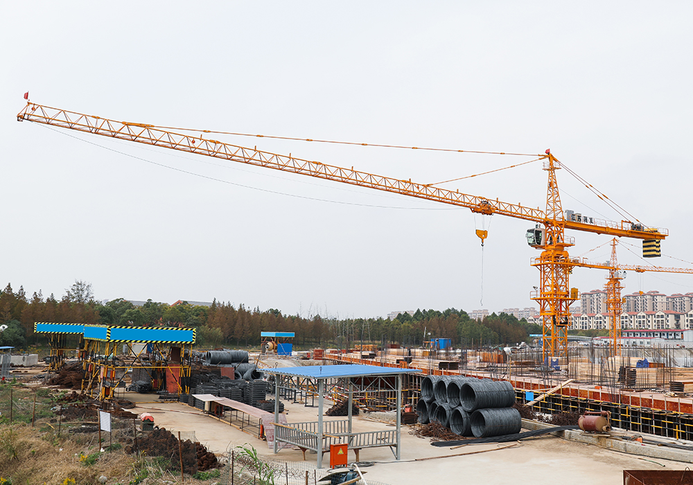 QTZ125 (6015) Topkit Construction Tower Crane 10T STABLE